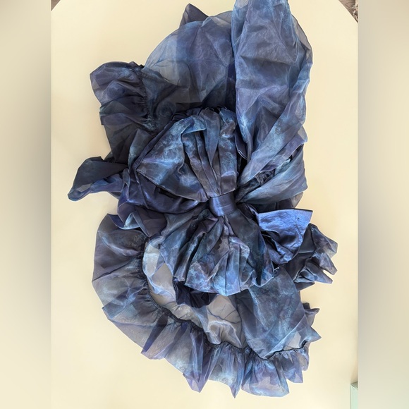 Designer Handmade Midnight Gothic Corset Gown - Picture 15 of 16